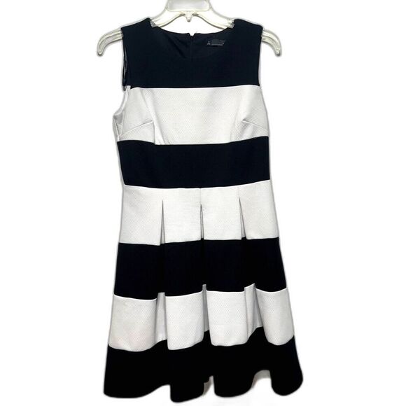 Chetta B Dress Fit & Flare Black White Stripe Pleated Career Work Womens size 12 - Picture 1 of 9